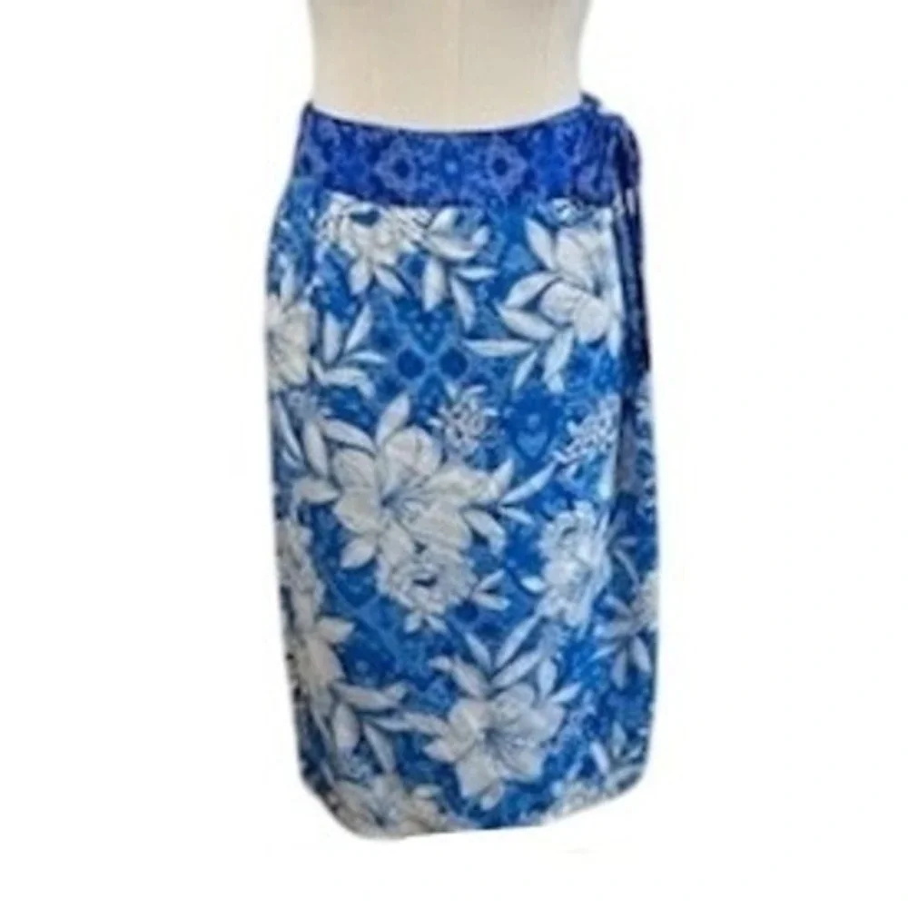NEW Johnny Was California Clio Cover Up Skirt Women's Size Small Blue‎ Floral